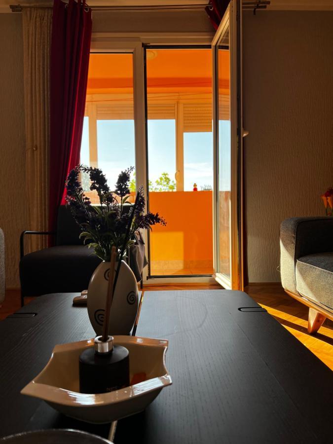City Center Square Deluxe Nest Podgorica Extérieur photo