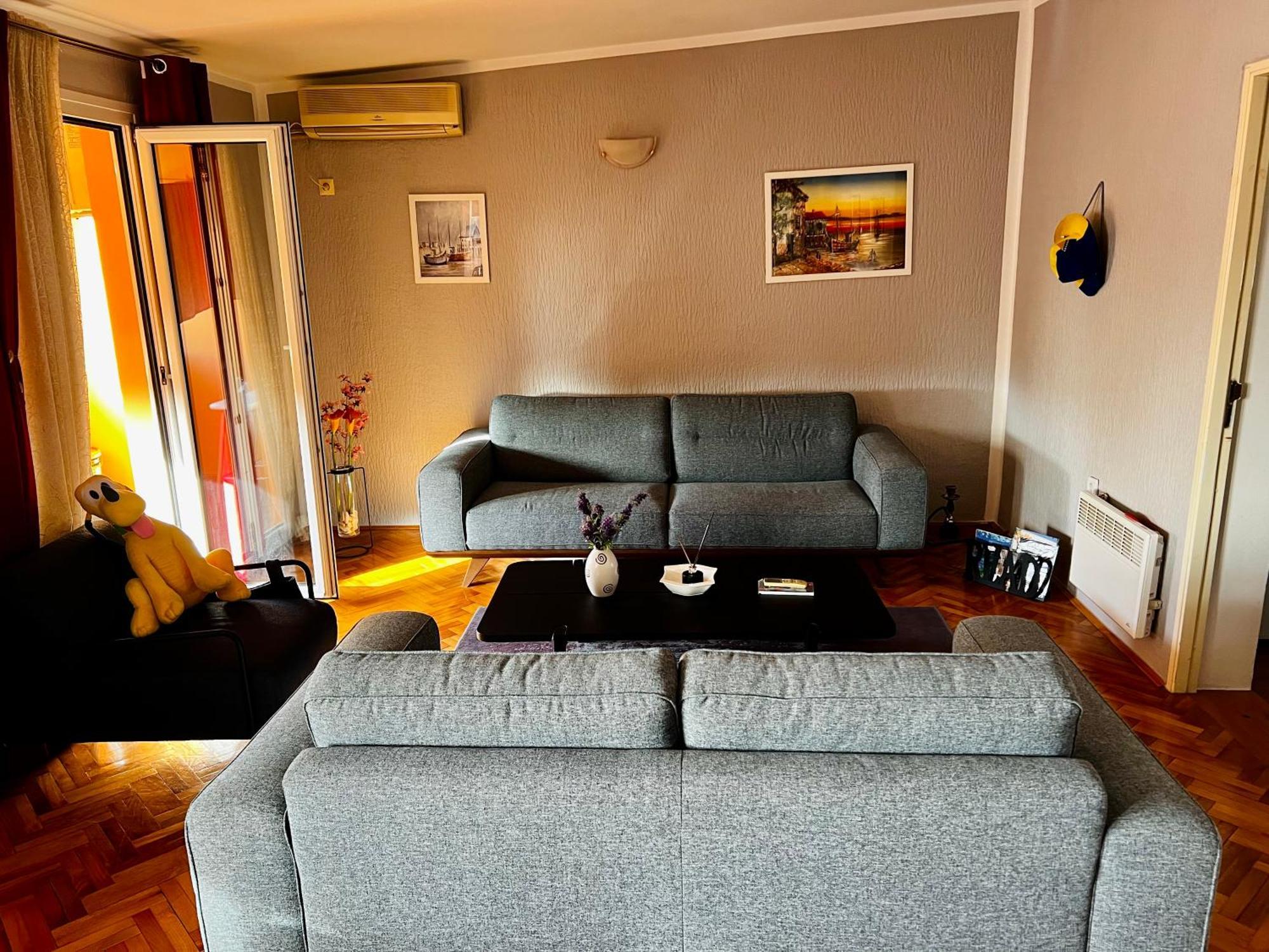 City Center Square Deluxe Nest Podgorica Extérieur photo